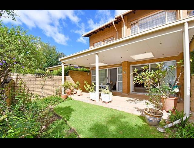 3 BEDROOM TOWNHOUSE FOR SALE IN MORNINGSIDE